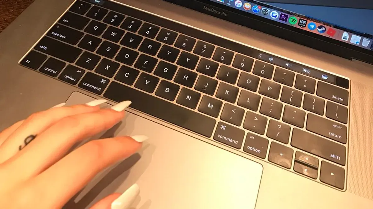 Real-World Roblox Performance on MacBook Air M3: Frame Rates and Gameplay Experience – can MacBook Air M3 run Roblox