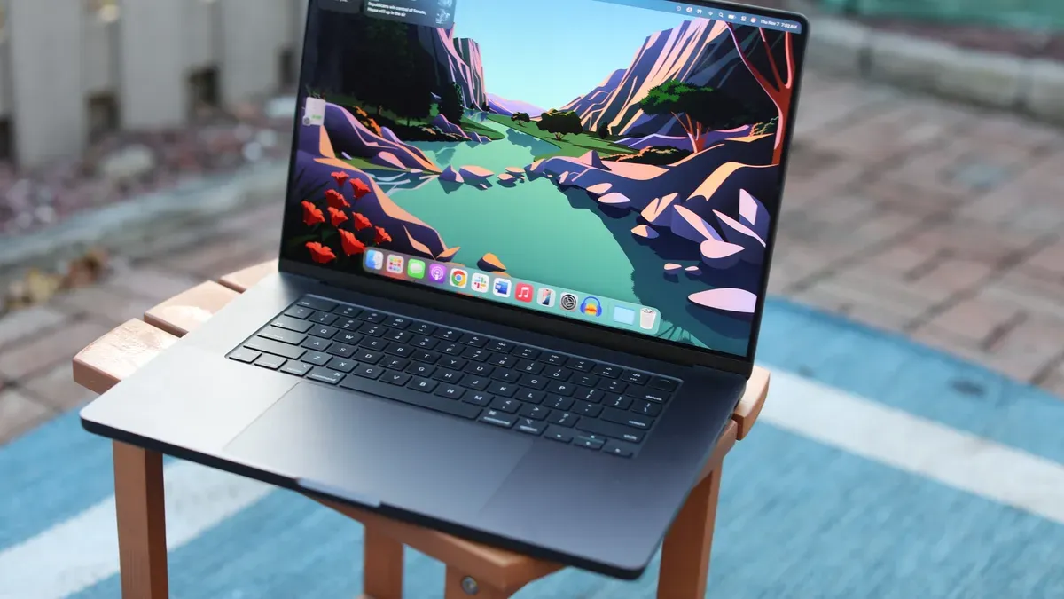 Know When Replacement or Professional Repair Is Necessary – MacBook Pro M1 Pro battery swelling