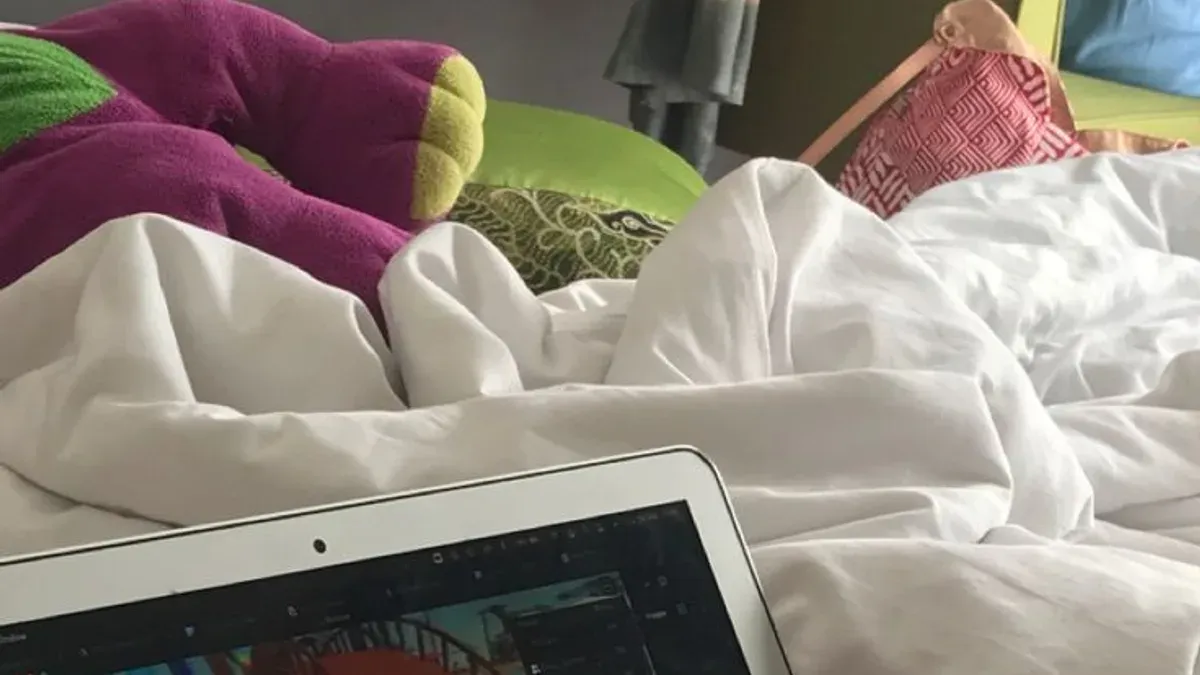 MacBook Air M3 running Roblox game smoothly on screen