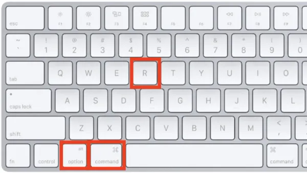 Mac keyboard shortcut to reload a webpage shown on laptop screen
